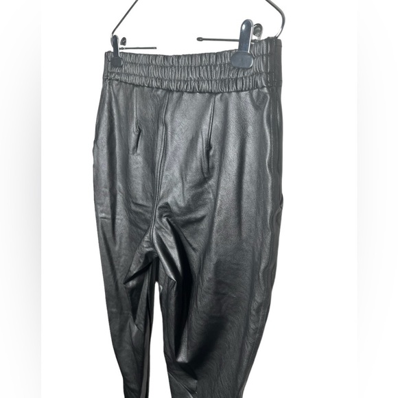 Spanx Women's Black Leather Like Jogger Rise High - Picture 11 of 17